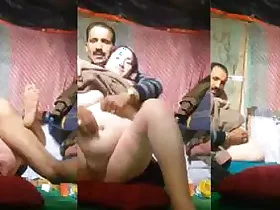 A man engages in a brief sexual encounter with his friends spouse, captured in a high-definition BF video. The video showcases the wifes ample bosom and her unfaithful behavior.